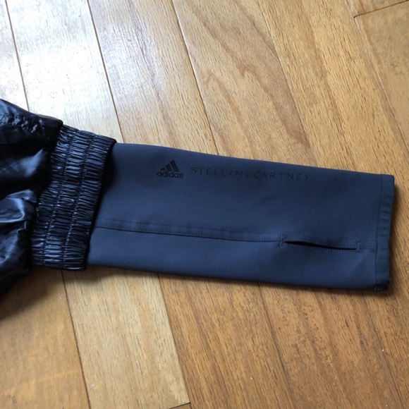 Stella McCartney adidas run jacket NWT - Picture 6 of 13